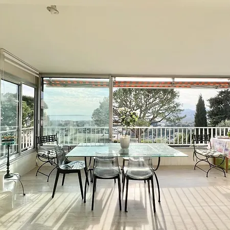 Апартаменты T3 With Magnificent Sea View *