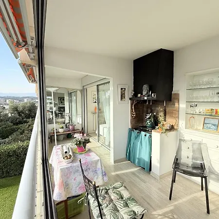 Апартаменты T3 With Magnificent Sea View